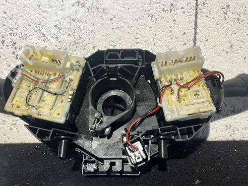 Used Steering column stalk Steering column stalk SMART FORFOUR Hatchback (453) 1.0 (453.042, 453.043) (71 hp) 25821653 25821653