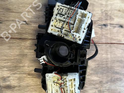 Used Steering column stalk RENAULT TWINGO III (BCM_, BCA_) 1.0 SCe 70 (71 hp) 25843964