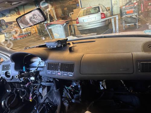 dashboard-vw-golf-iv-variant-1j5-1999-2000-2001-2002-2003-2004-2005-2006-39937587 main image