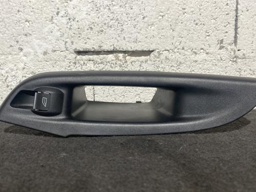 Used Left rear window switch FORD FOCUS III 2.0 TDCi (150 hp) 24451080