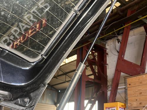 tailgate-lift-support-seat-ibiza-iii-6l1-2002-2003-2004-2005-2006-2007-2008-2009-33178846 main image