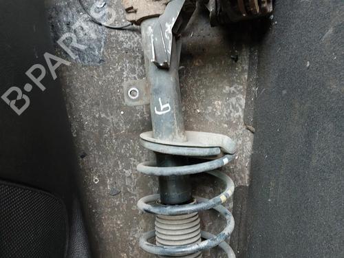 Used Right front suspension arm PEUGEOT 206 Hatchback (2A/C) 1.4 16V (88 hp) 21860632
