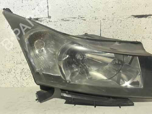 Right headlight CHEVROLET CRUZE (J300) 2.0 CDI | BP32410783C29