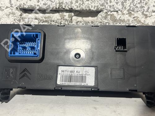 Used Climate control Climate control CITROËN C3 Picasso (SH_) 1.2 THP 110 (SHHNZ6) (110 hp) 32068898 32068898