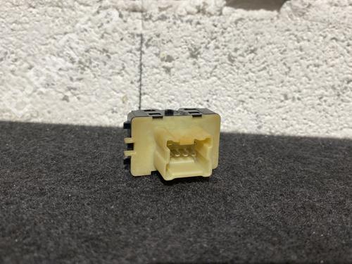 Left front window switch DACIA SANDERO II TCe 90 (B8M1, B8MA, B8AC) | BP21865656I27 