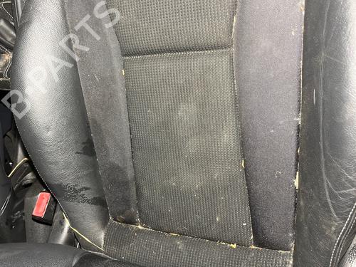 Right front seat AUDI A1 (8X1, 8XK) 2.0 TDI | BP38034617C16 - Image 3