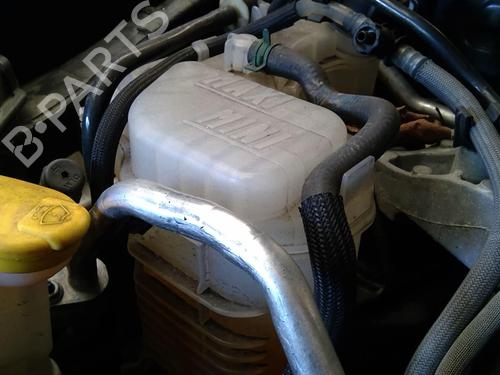 expansion-tank-renault-laguna-iii-bt01-15-dci-bt00-bt0a-bt0t-bt1j-217100014r-2007-2008-2009-2010-2011-2012-2013-2014-2015-20860600 main image