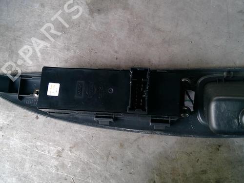 Left front window switch NISSAN PRIMERA (P12) 2.0 | BP21859260I27 