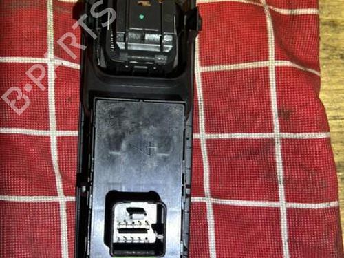 Interrupteur de vitre avant gauche VW PASSAT B7 (362) 1.6 TDI | BP21864178I27