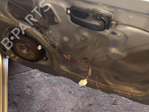 Used Front right window mechanism NISSAN MICRA III (K12) 1.5 dCi (65 hp) 21860145