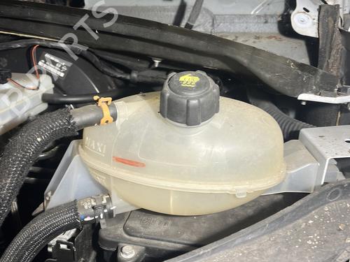 Used Expansion tank NISSAN NV400 Van (X62, X62B) dCi 135 (136 hp) 32092818