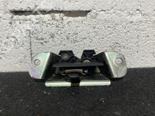 Used Tailgate lock PEUGEOT 107 (PM_, PN_) 1.0 (68 hp) 21866228