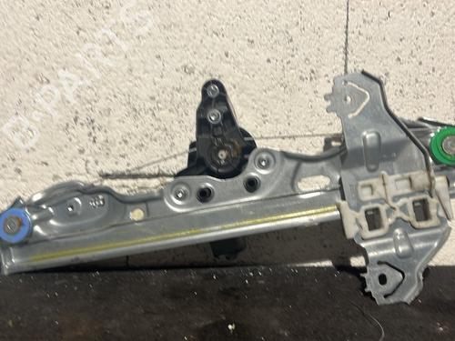 rear-right-window-mechanism-nissan-pulsar-hatchback-c13-2014-25339629 main image