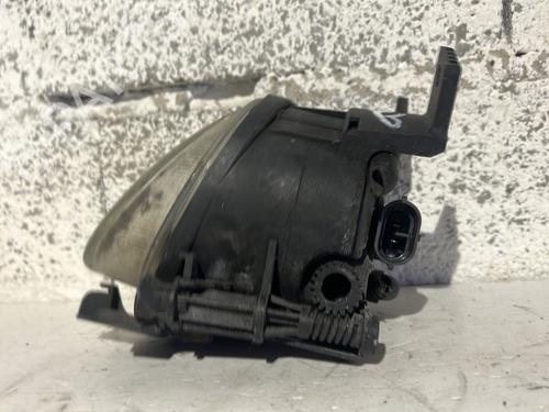 Left front fog light AUDI A4 B7 (8EC) 3.0 TDI quattro | BP33171359C30 - Image 2