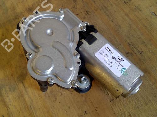 Used Rear wiper motor FIAT 500 (312_) 1.3 D Multijet (312AXB1A) (75 hp) 21860983