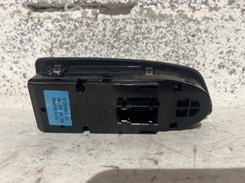 Left front window switch BMW 1 (E87) 120 d | BP35903618I27 - Image 3