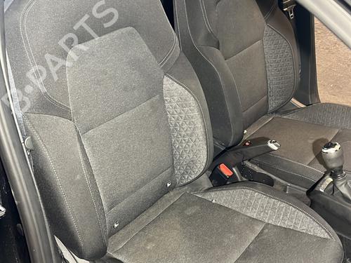 Used Right front seat RENAULT CLIO V (B7_) 1.0 TCe 100 (B7MT) (101 hp) 27221205