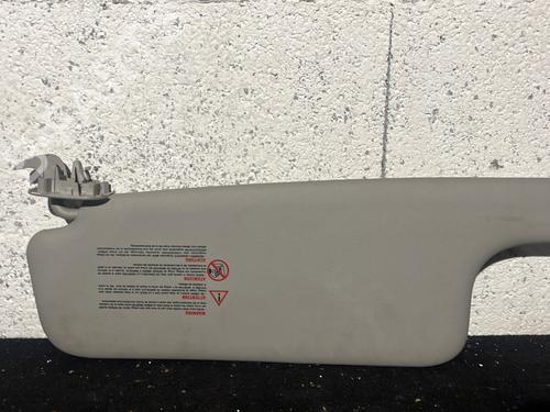 Right sun visor RENAULT MEGANE II Estate (KM0/1_) 1.9 dCi (KMRG, KM1G, KM0G, KM2C) | BP29959992I2