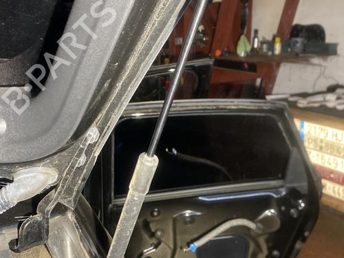 tailgate-lift-support-audi-a1-sportback-8xa-8xf-2011-2012-2013-2014-2015-2016-2017-2018-2019-23984824 main image