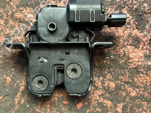 Used Tailgate lock RENAULT GRAND SCÉNIC III (JZ0/1_) 1.9 dCi (JZ0J, JZ0N, JZ1K, JZ1S) (131 hp) 25844014