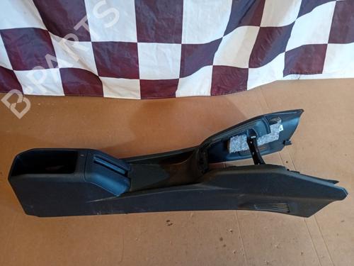 Used Middle console Middle console PEUGEOT 208 I (CA_, CC_) 1.4 HDi (68 hp) 21865582 21865582