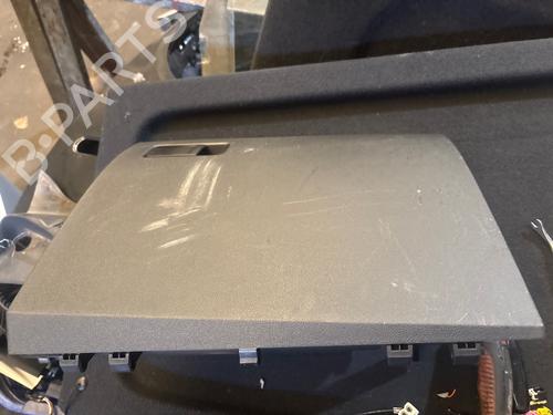 Used Glove box Glove box VW TAIGO (CS1) 1.5 TSI (150 hp) 40446122 40446122