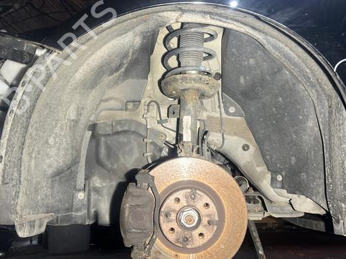 Used Wheel arch LANCIA DELTA III (844_) 1.4 (844.AXA1A) (120 hp) 31331305
