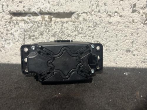 Used Switch Switch 25701737 25701737