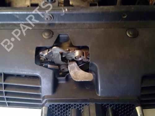 Used Hood lock PEUGEOT 206 CC (2D) 1.6 16V (2DNFUF, 2DNFUR) (109 hp) 21858901