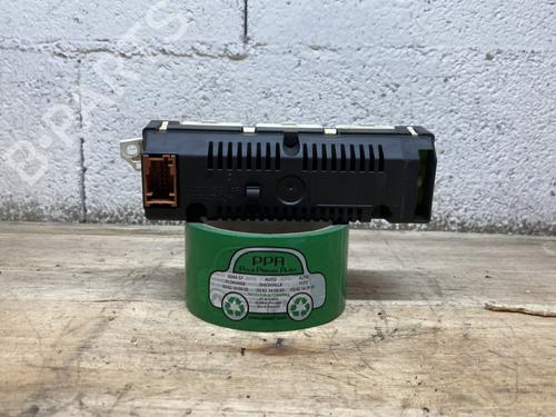 Used Display monitor Display monitor PEUGEOT 207 (WA_, WC_) 1.4 HDi (68 hp) 21863607 21863607