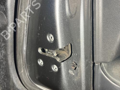 rear-left-lock-nissan-qashqai-i-j10-nj10-2006-2007-2008-2009-2010-2011-2012-2013-2014-2015-34347390 main image