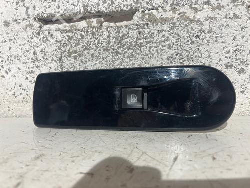 right-front-window-switch-renault-clio-iv-bh_-2012-2013-2014-2015-2016-2017-2018-2019-2020-2021-34454041 main image