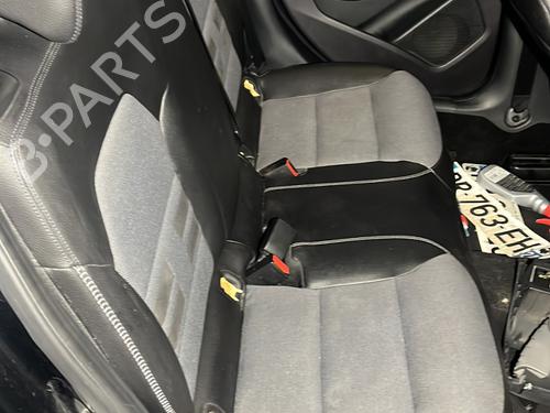 Rear seat MERCEDES-BENZ GLA-CLASS (X156) GLA 180 CDI / d (156.912) BP25701712C17