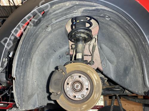 Used Wheel arch CITROËN C4 CACTUS 1.2 THP 110 (110 hp) 23904840