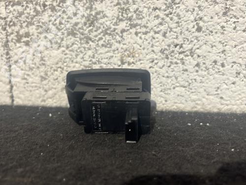 Right front window switch BMW 3 (E90) 320 d | BP27527516I26 