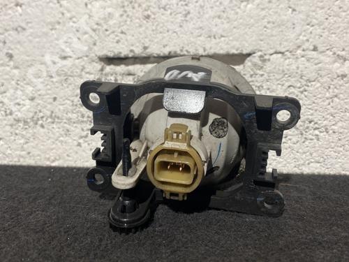 right-front-fog-light-peugeot-2008-i-cu_-16-hdi-2013-22894224 main image