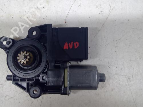 Used Right front window motor RENAULT MEGANE III Hatchback (BZ0/1_, B3_) 1.5 dCi (106 hp) 21861548