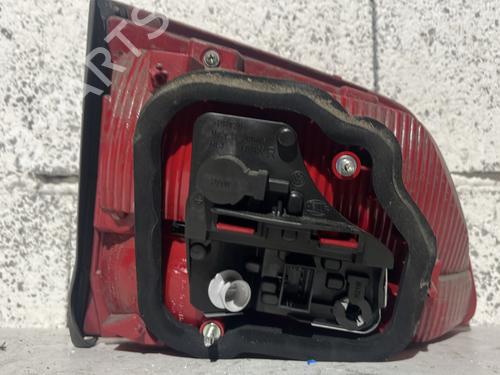 Used Right tailgate light Right tailgate light VW TOURAN (1T3) 1.6 TDI (105 hp) 32979476 32979476
