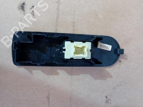 Used Right front window switch Right front window switch RENAULT CLIO IV Grandtour (KH_) 1.5 dCi 90 (KHN3, KHN4) (90 hp) 21865634 21865634