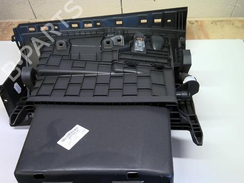 Glove box RENAULT MEGANE III Hatchback (BZ0/1_, B3_) 1.2 TCe (BZ2B, BZ11) | BP20871876C95 