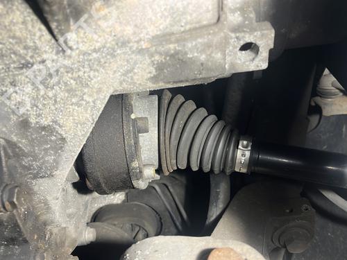 Left front driveshaft VW TOURAN (1T3) 1.6 TDI | BP32984337M38 - Image 2