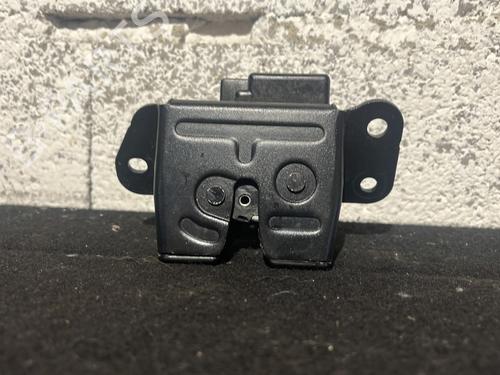 Tailgate lock KIA CEE'D Hatchback (ED) 1.6 CRDi 90 | BP29452988C101 