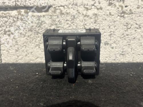 Used Switch JEEP WRANGLER III (JK) 3.8 (199 hp) 27358785