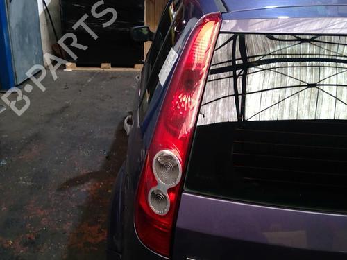 Used Left taillight FORD FIESTA V (JH_, JD_) 1.4 TDCi (68 hp) 20861305