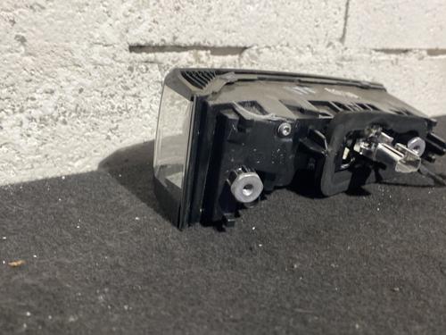 Used Right tailgate light Right tailgate light PEUGEOT 308 SW III (FC_, FJ_, FR_, F4_, FN_) BlueHDi 130 (FCYHZL, FCYHZT) (131 hp) 22894336 22894336