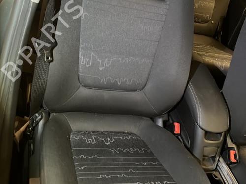 Right front seat OPEL MERIVA B MPV (S10) 1.6 CDTI (75) 13286382