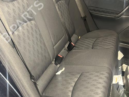 Used Rear seat MERCEDES-BENZ C-CLASS T-Model (S203) C 200 CDI (203.207) (122 hp) 29506847