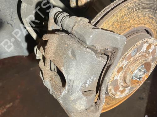 Used Left front brake caliper Left front brake caliper 37589146 37589146