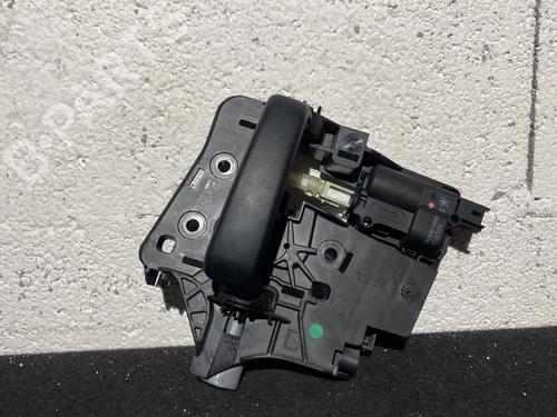 Used Front right interior door handle PEUGEOT 1007 (KM_) 1.4 HDi (68 hp) 21866162