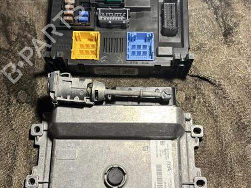 Used Electronic module PEUGEOT 208 II (UB_, UP_, UW_, UJ_) 1.2 PureTech 75 (75 hp) 21863947
